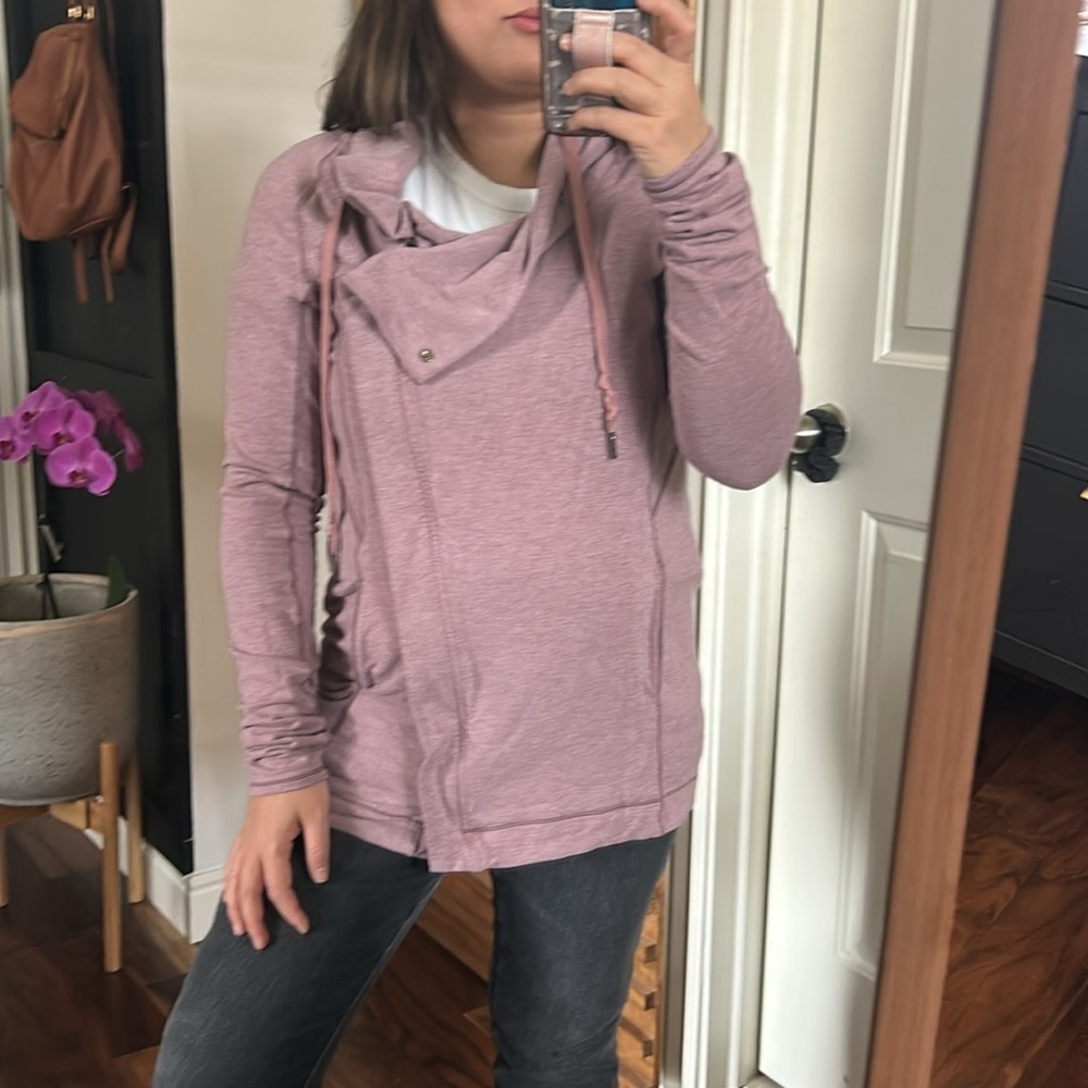 Lululemon Coast Easy Wrap Jacket. Size 6